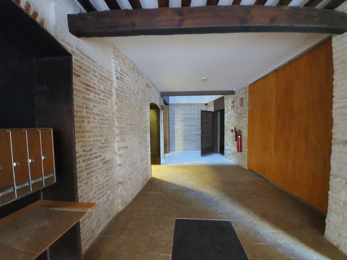 Apartamento Silken Casa Platerias Siglo XV Zaragoza Exterior foto